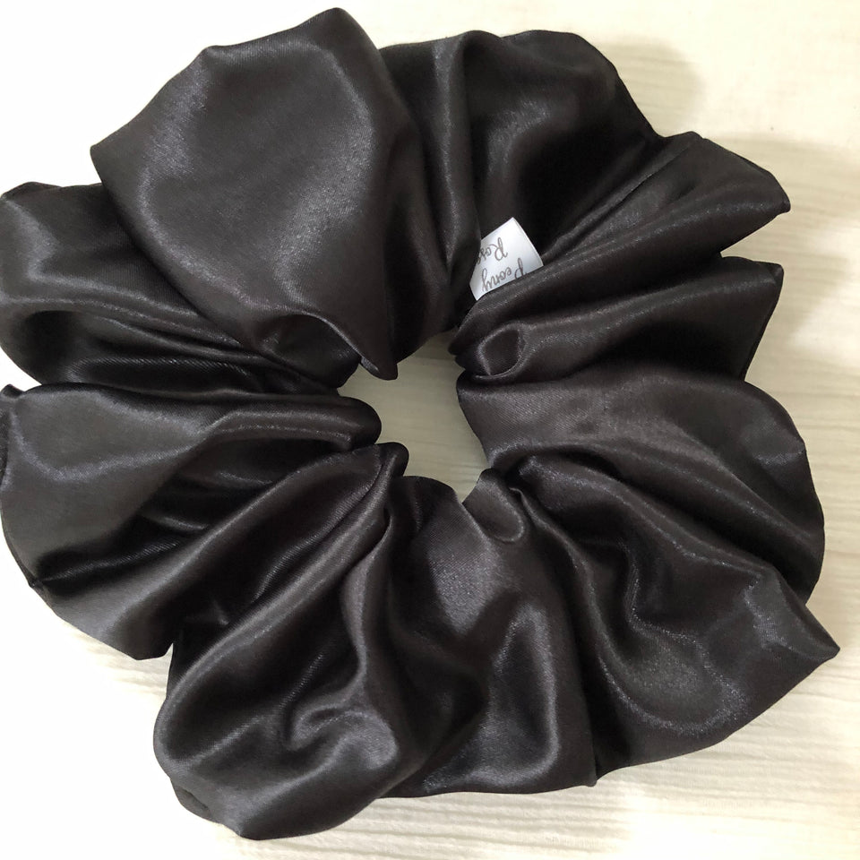 Bindi - Oversized Scrunchie