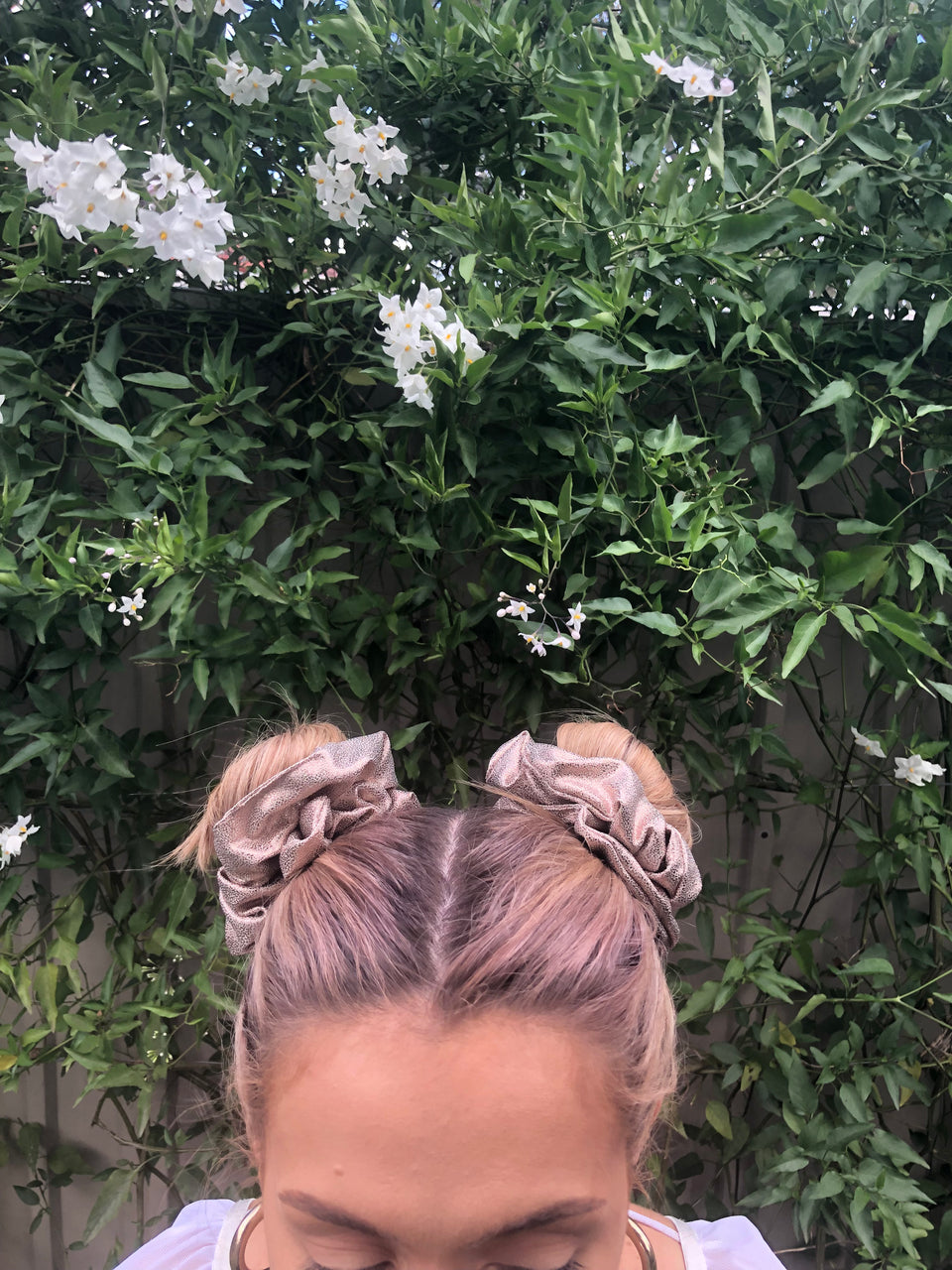 Stephanie - Classic Scrunchie