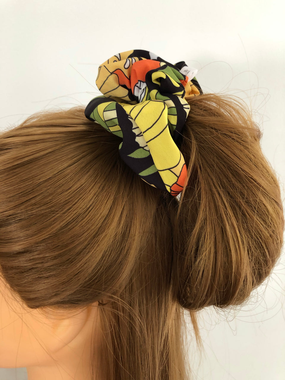 Nancy - Oversized Scrunchie