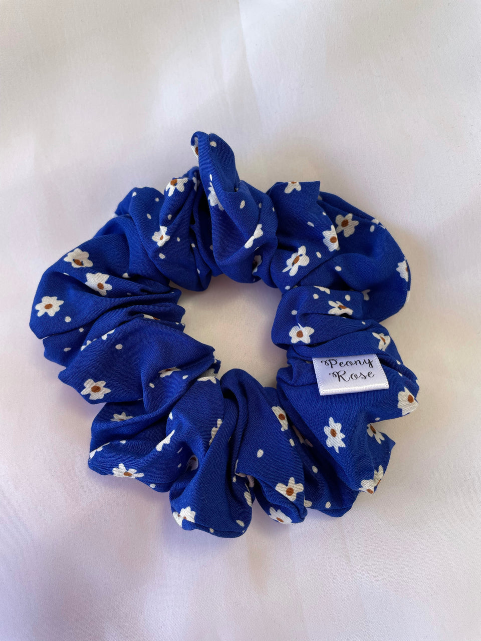 Daisy - Classic Scrunchie