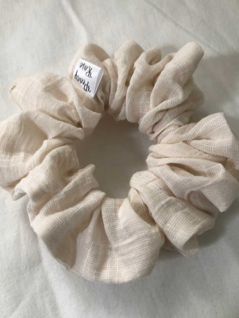 Samantha - Classic Scrunchie