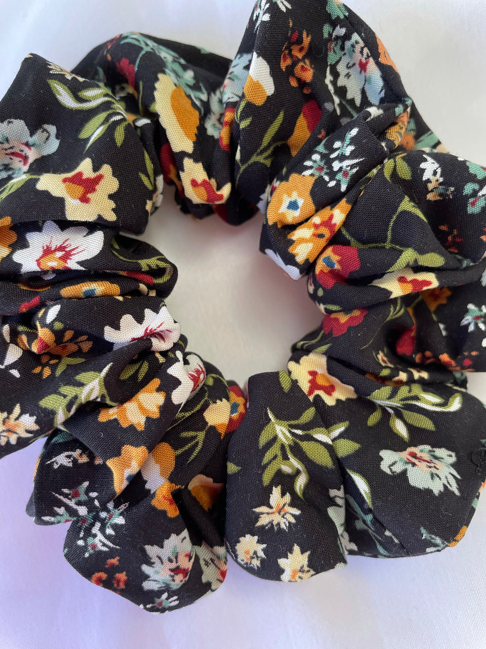 Ashlie - Classic Scrunchie