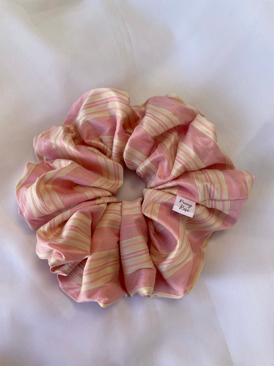 Candy  - Oversized Scrunchie